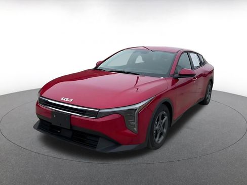 Used 2025 Kia K4 LXS image 4