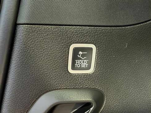 New 2026 Jeep Grand Wagoneer Summit AWD/4WD image 9