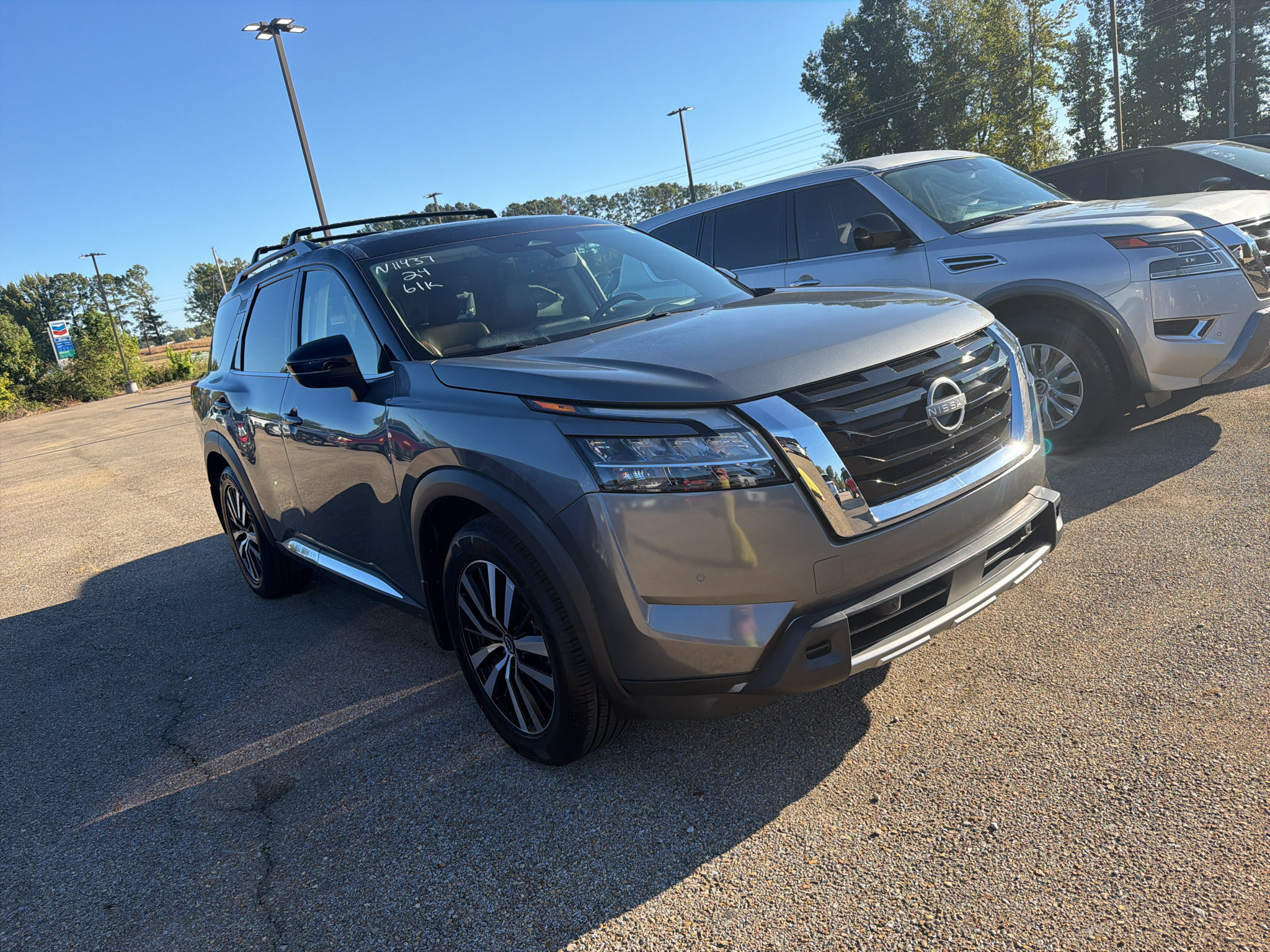 Used 2024 Nissan Pathfinder Platinum w/ Cargo Package FWD image 3