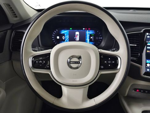 Certified 2024 Volvo XC90 T8 Plus AWD/4WD image 21