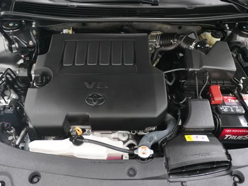 Used 2017 Toyota Avalon XLE image 31