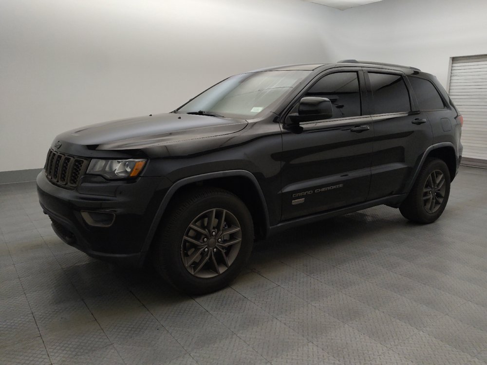 Used 2016 Jeep Grand Cherokee Laredo 75th Anniversary RWD image 2