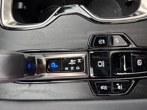 Certified 2025 Lexus RX 350 Premium w/ Accessory Package (A2) image 16