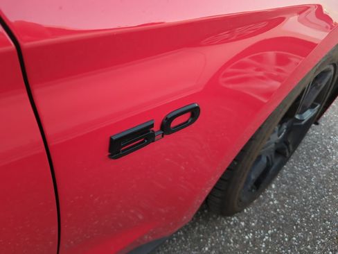 Used 2019 Ford Mustang GT Premium w/ Equipment Group 401A RWD image 9