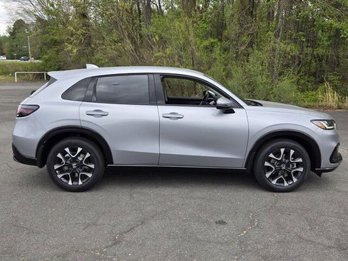 New 2026 Honda HR-V EX-L image 2