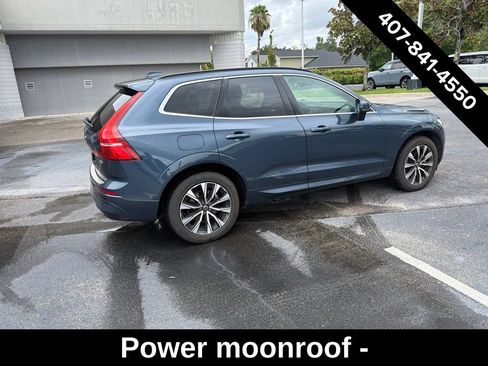 Used 2023 Volvo XC60 B5 Core w/ Climate Package FWD image 2