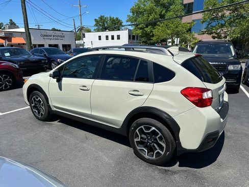 Used 2016 Subaru Crosstrek 2.0i Limited AWD/4WD image 11