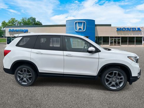 Certified 2023 Honda Passport EX-L image 3