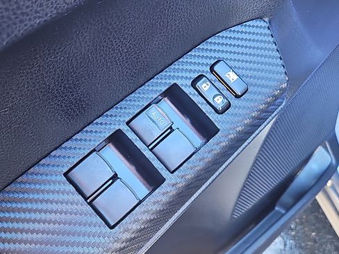 Used 2014 Toyota RAV4 LE image 13