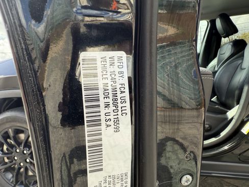 Used 2023 Jeep Cherokee Altitude Lux image 26