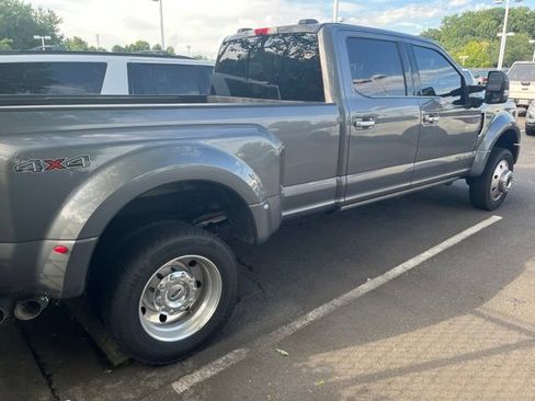 Used 2021 Ford F450 Limited w/ FX4 Off-Road Package AWD/4WD image 3