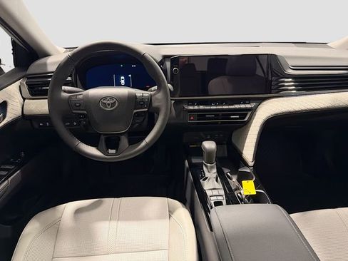 Certified 2025 Toyota Camry XLE image 19