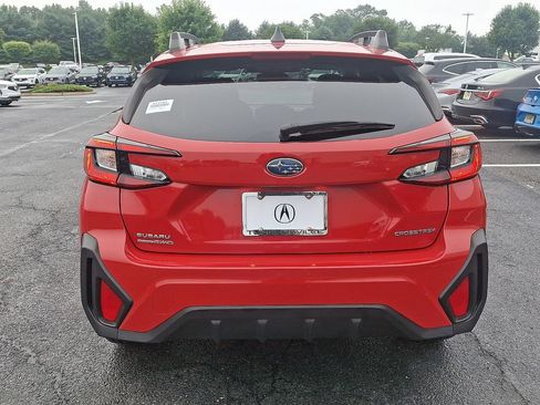 Used 2024 Subaru Crosstrek 2.0i Premium AWD/4WD image 5