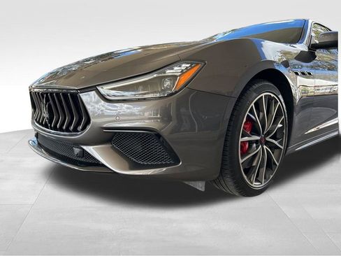 Used 2019 Maserati Ghibli S GranSport image 15