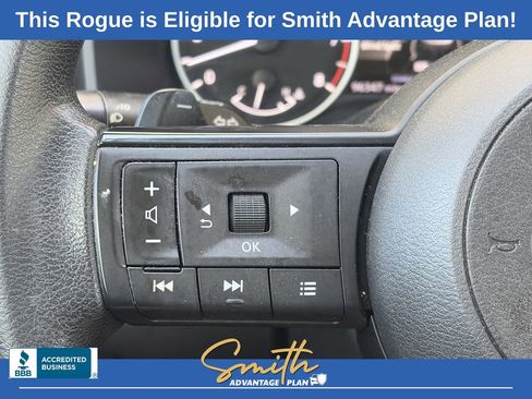 Used 2023 Nissan Rogue S FWD image 17