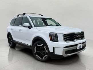 Used 2025 Kia Telluride S video 1