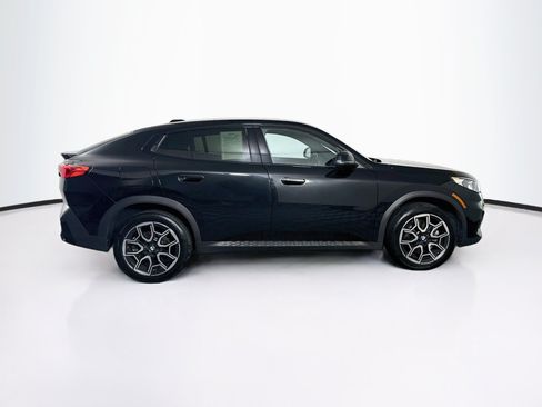 Used 2026 BMW X2 xDrive28i AWD/4WD image 10