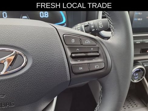 Used 2026 Hyundai Venue SEL FWD image 23