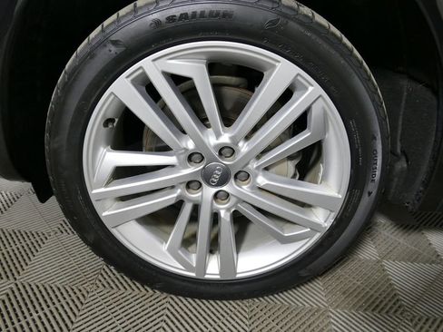 Used 2018 Audi Q5 2.0T Premium Plus w/ Premium Plus Package image 27