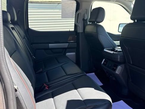Used 2021 Ford F150 Lariat AWD/4WD image 25