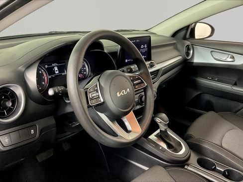 Used 2024 Kia Forte LXS FWD image 16