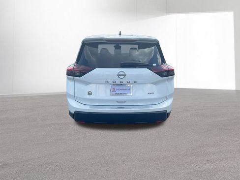 New 2026 Nissan Rogue SV w/ Cold Weather Package AWD/4WD image 9