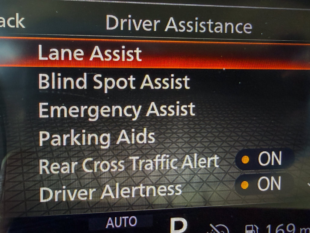 Used 2024 Nissan Pathfinder S AWD/4WD image 15