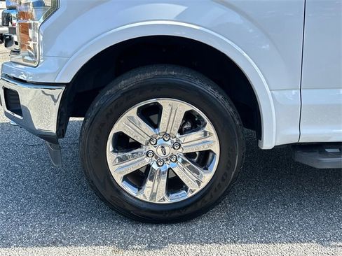 Certified 2019 Ford F150 Lariat image 11