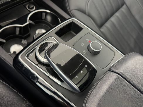 Used 2018 Mercedes-Benz GLE 350 image 30