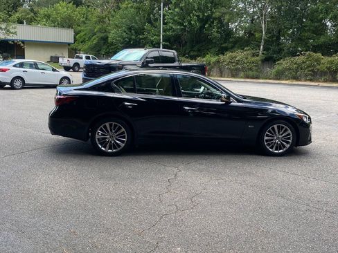 Used 2018 INFINITI Q50 Luxe w/ Essential Package (3.0T Luxe) AWD/4WD image 4