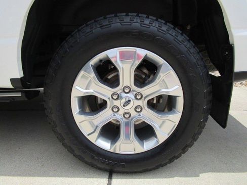 Used 2022 Ford F150 Platinum w/ Equipment Group 701A High image 9