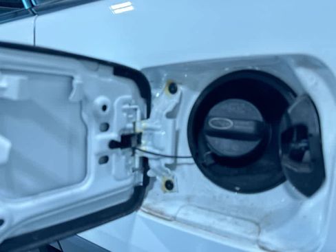 Used 2024 Toyota RAV4 XLE image 40