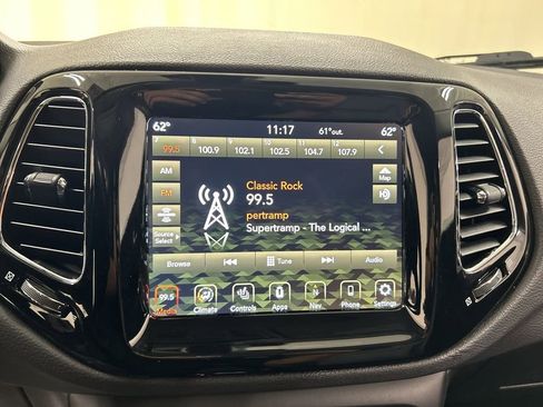 Used 2018 Jeep Compass Limited w/ Navigation Group image 14