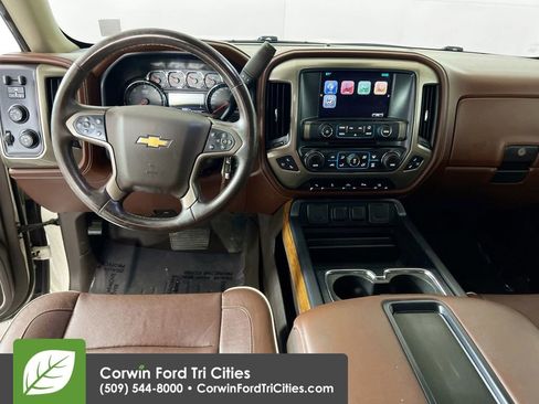 Used 2014 Chevrolet Silverado 1500 High Country image 25
