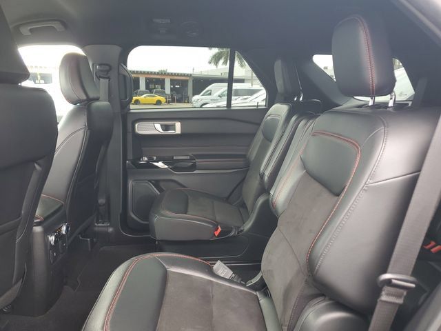 Used 2023 Ford Explorer ST-Line w/ Class IV Trailer Tow Package RWD image 17