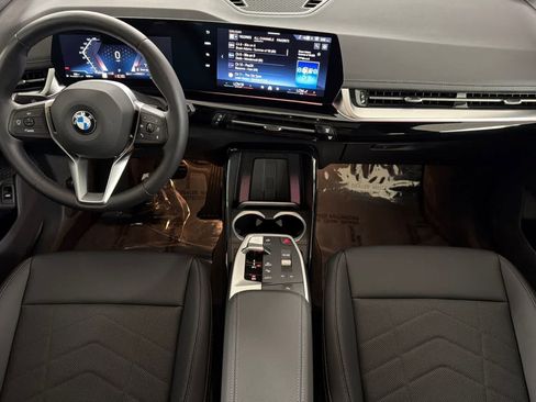 Used 2026 BMW X1 xDrive28i w/ Convenience Package AWD/4WD image 3
