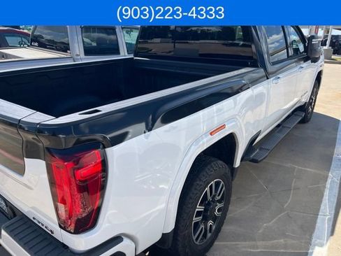Used 2020 GMC Sierra 2500 AT4 w/ AT4 Premium Package AWD/4WD image 8