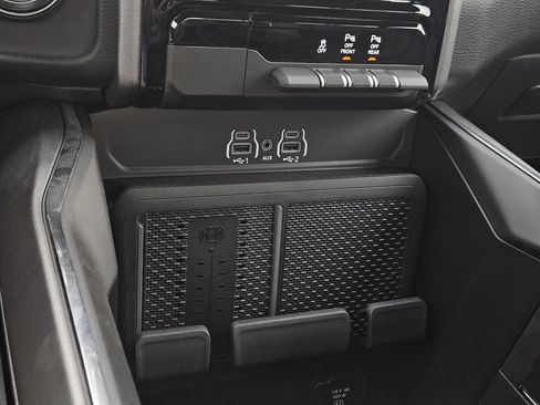Used 2026 RAM 1500 Laramie w/ Night Edition RWD image 30