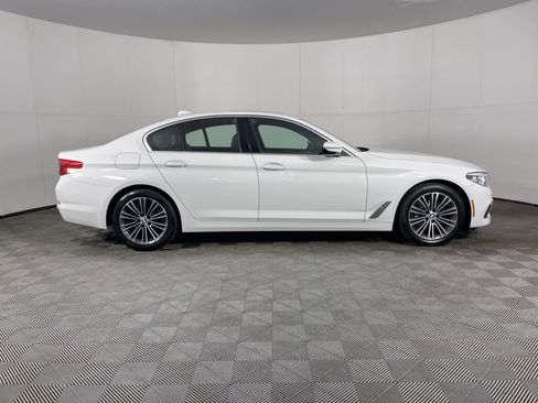 Used 2019 BMW 530i xDrive w/ Convenience Package image 5