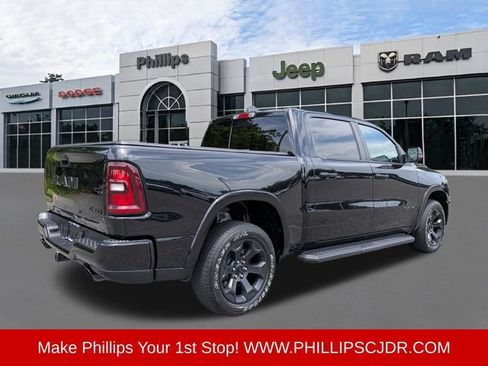 Certified 2025 RAM 1500 Big Horn AWD/4WD image 3