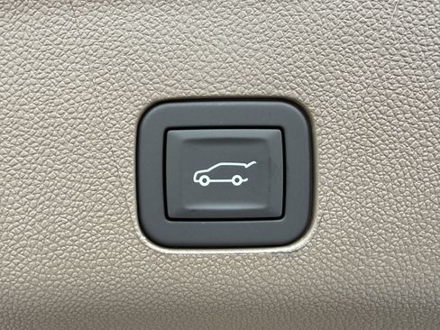 New 2026 GMC Yukon Denali image 5