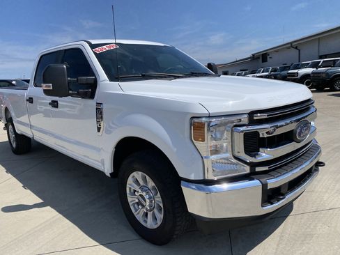 Used 2022 Ford F250 XL w/ STX Appearance Package image 3