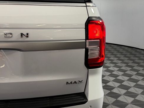 Used 2024 Ford Expedition Max XL AWD/4WD image 9
