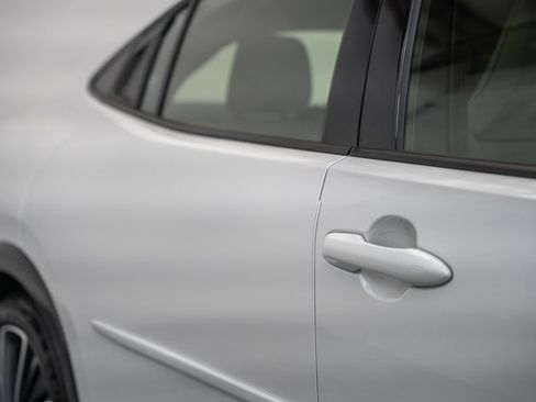 Certified 2024 Toyota Prius XLE FWD image 18