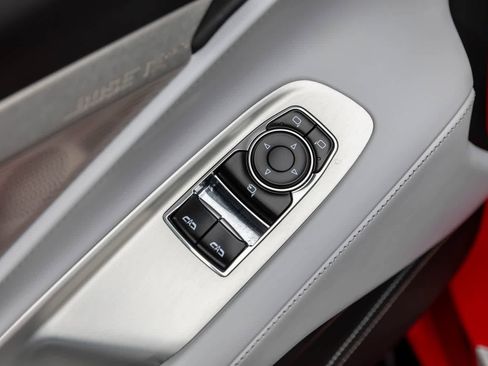 Used 2024 Chevrolet Corvette Z06 RWD image 25