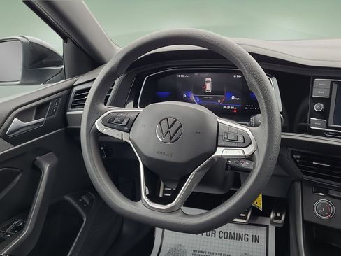 Used 2023 Volkswagen Jetta Sport image 12