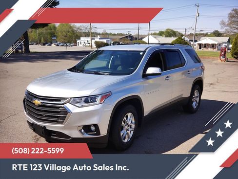 Used 2018 Chevrolet Traverse LT AWD/4WD image 1