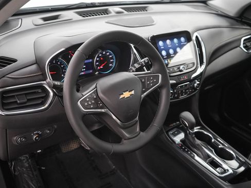Used 2023 Chevrolet Equinox Premier AWD/4WD image 21