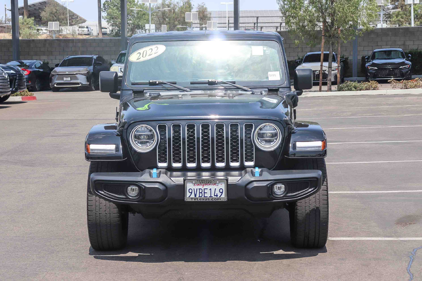 Used 2022 Jeep Wrangler Unlimited Sahara w/ Cold Weather Group AWD/4WD image 2