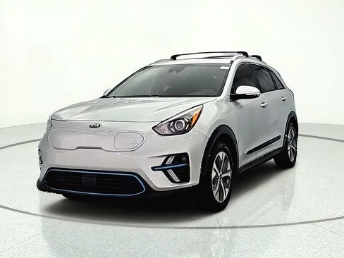 Used 2020 Kia Niro EX Premium FWD image 2